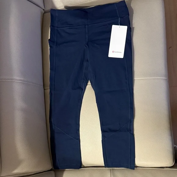 lululemon athletica Navy Pace Rival Crop Leggings - Picture 1 of 2